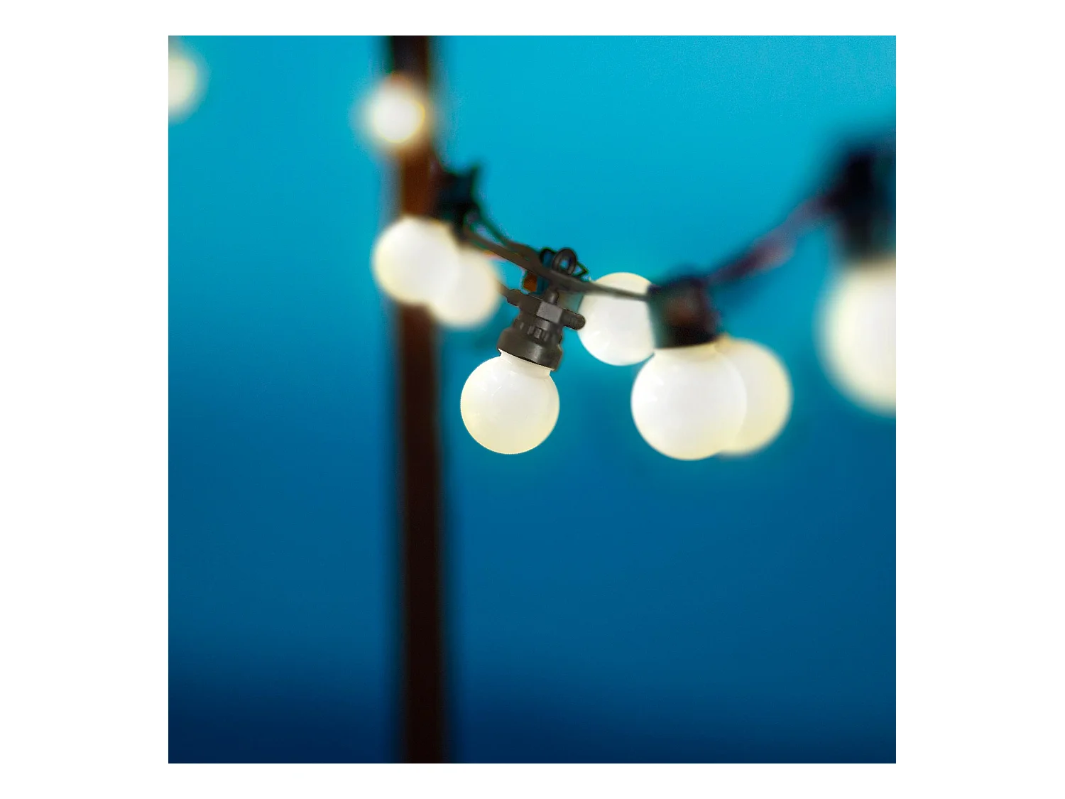 Guirlande solaire 10 globes PARTY Blanc Plastique 5.7M