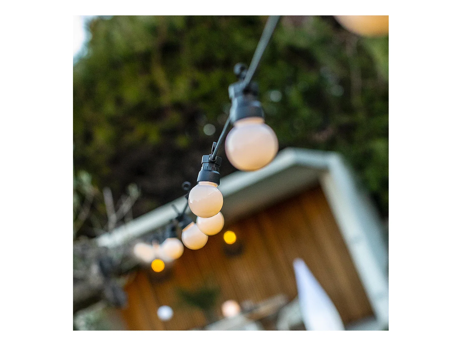 Guirlande solaire 10 globes PARTY Blanc Plastique 5.7M