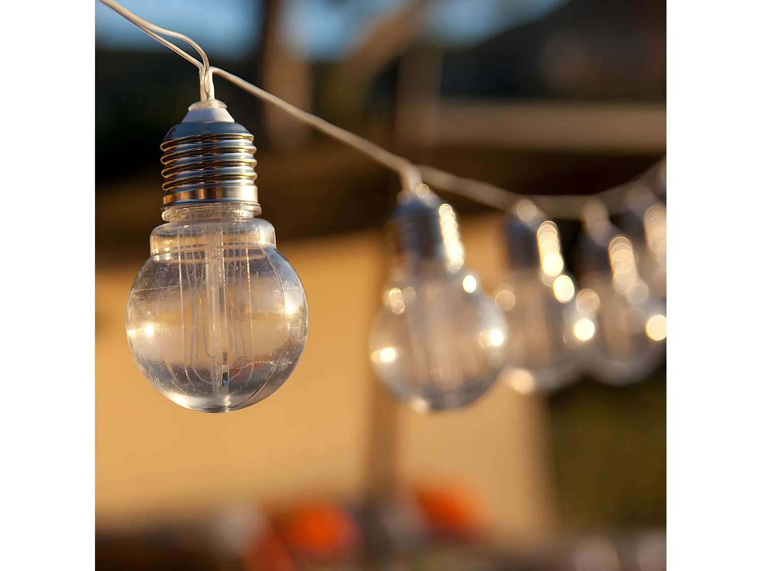 Guirlande solaire épurée 10 ampoules DIXY Blanc Plastique 3.8M