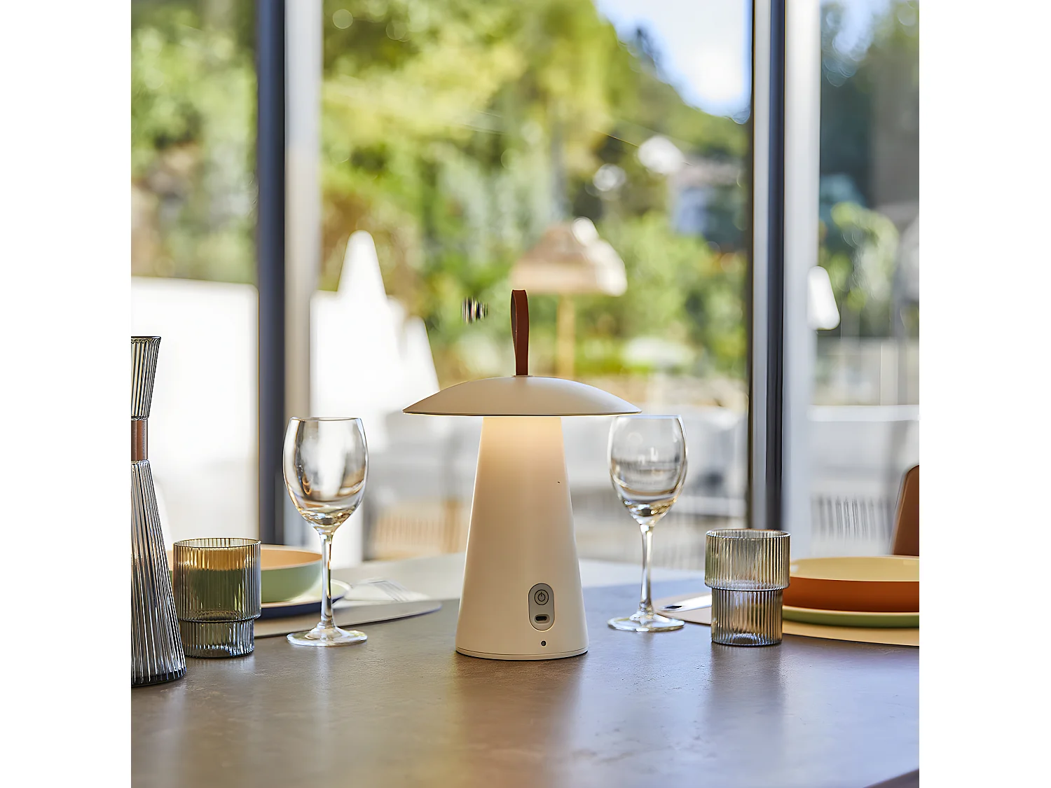 Lâmpada de mesa LED sem fios H29CM FUNGY