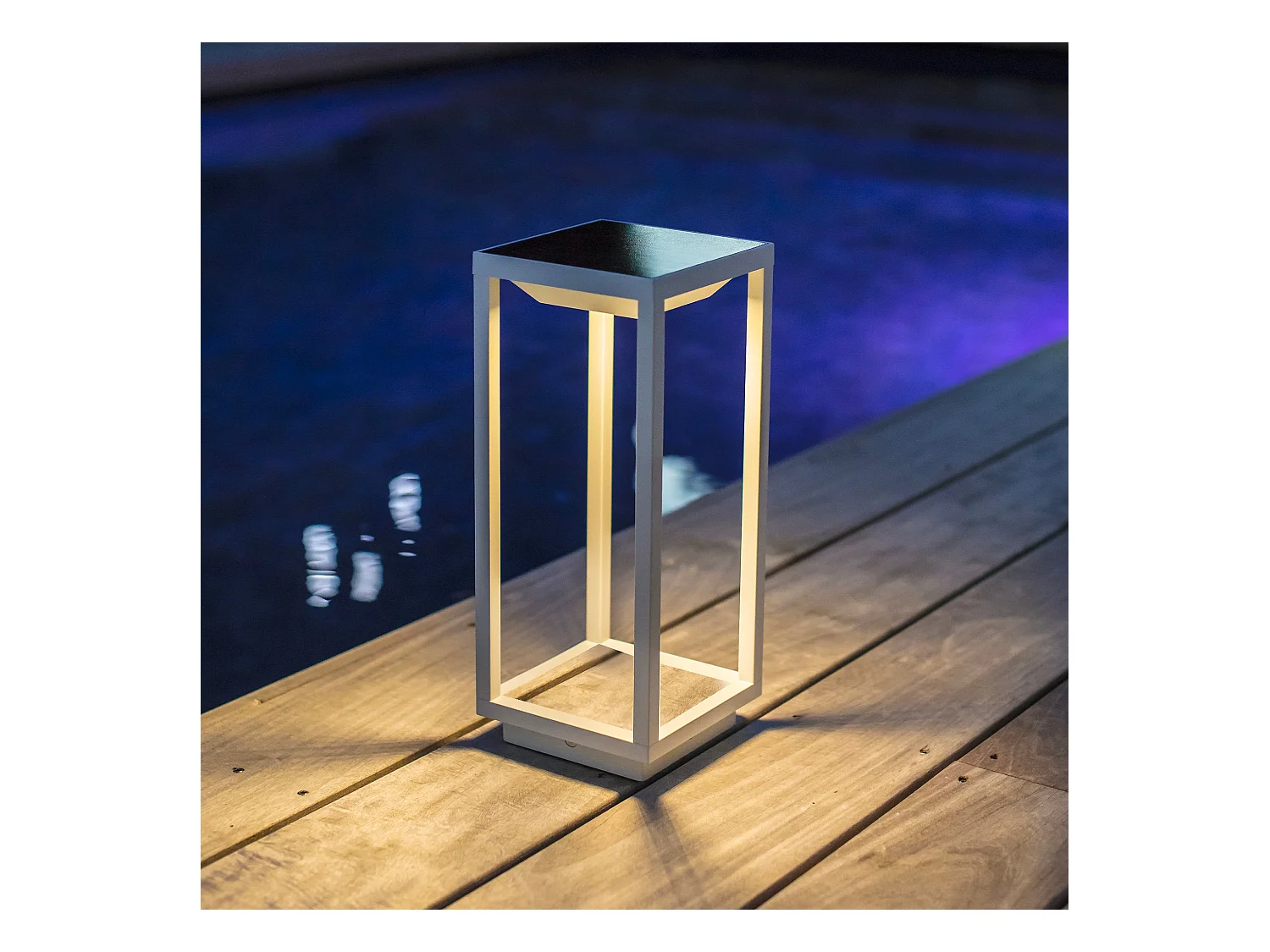 Lanterne solaire chic HYDRA Blanc Aluminium H34cm