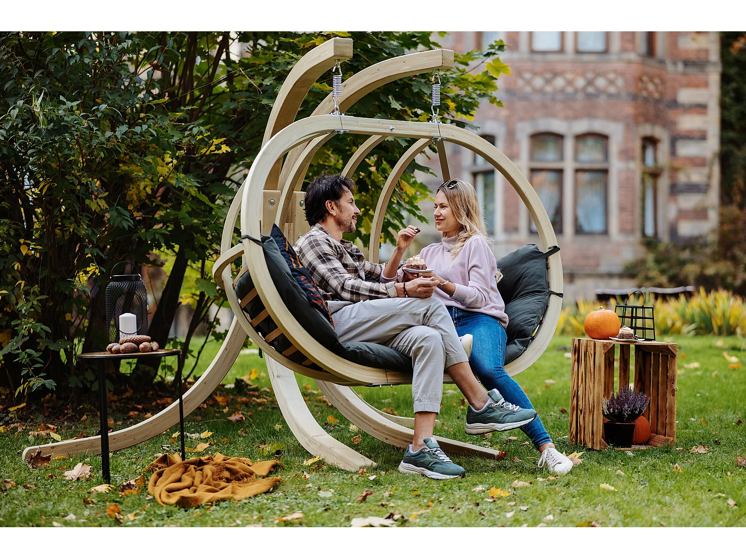 Hölzerner Hängesessel mit Gestell für zwei Personen - dunkelgrau - CALLISTO