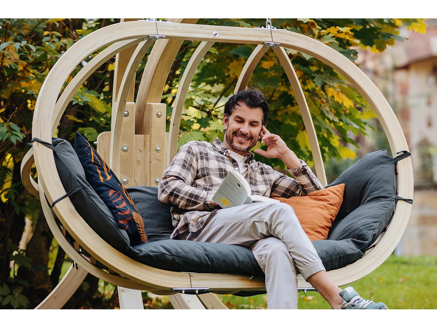 Hölzerner Hängesessel mit Gestell für zwei Personen - dunkelgrau - CALLISTO