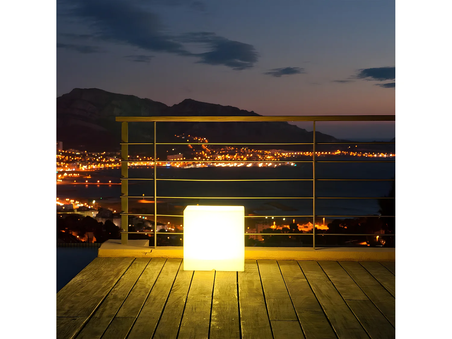 Cube lumineux sans fil LED multicolore CARRY Multicolore Polyéthylène H30CM