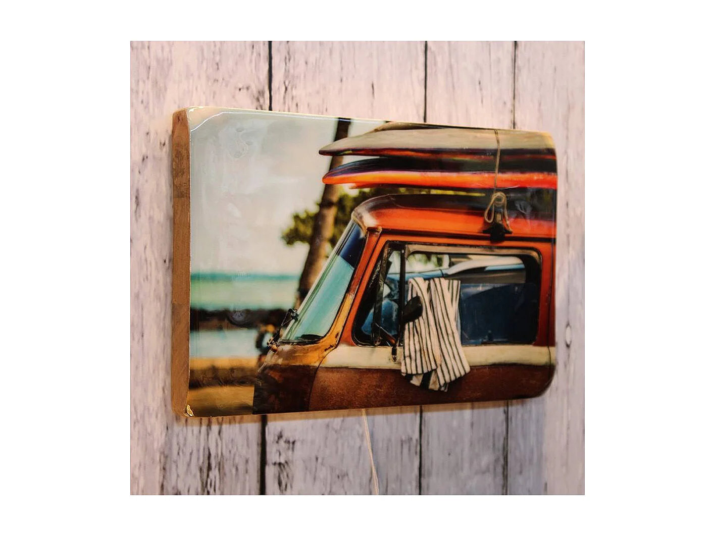 Décoration murale ou à poser en bois émaillé Surf