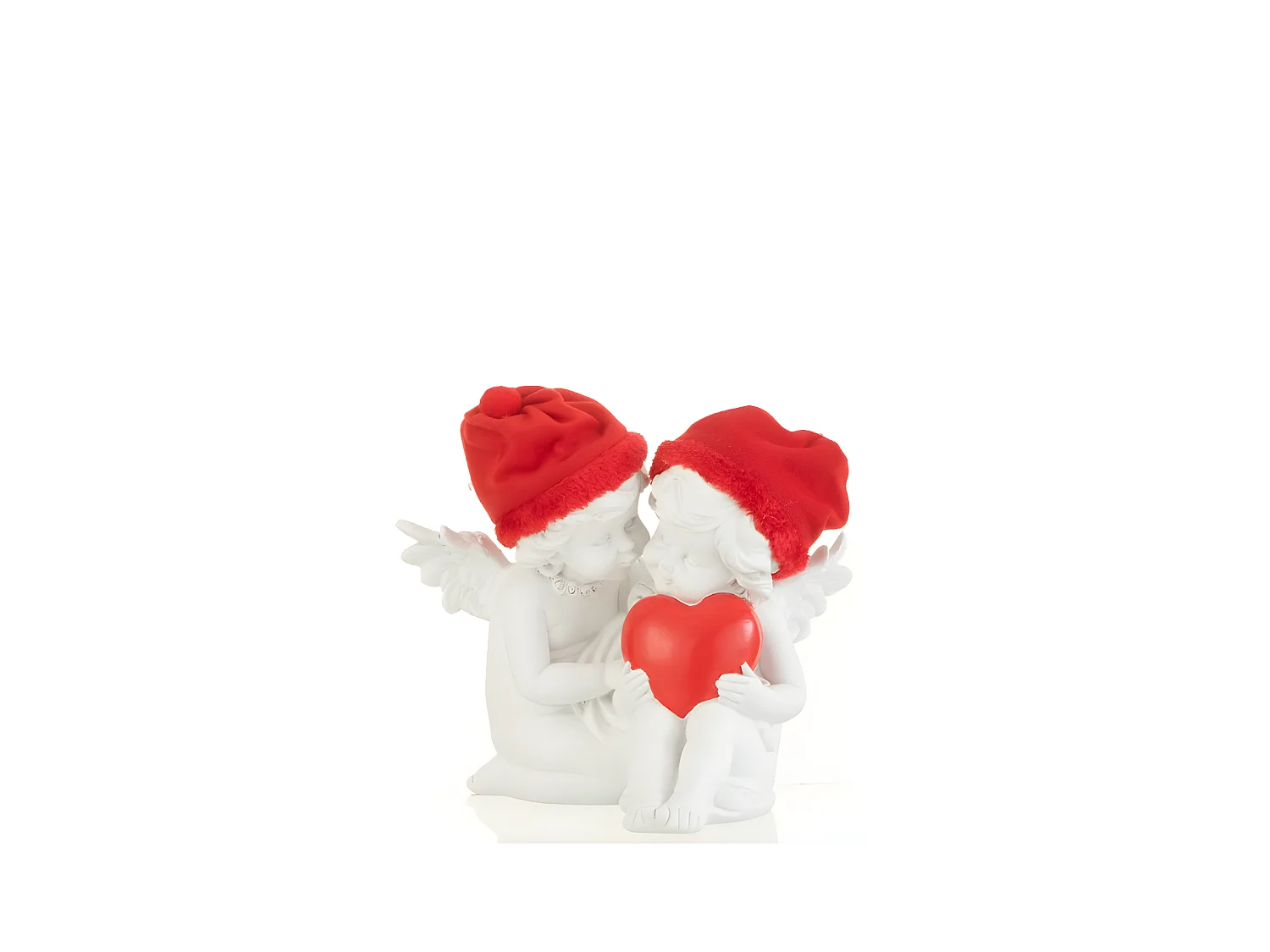 2 ángeles sentados con corazón rojo en resina blanca 18.1x13x21 cm