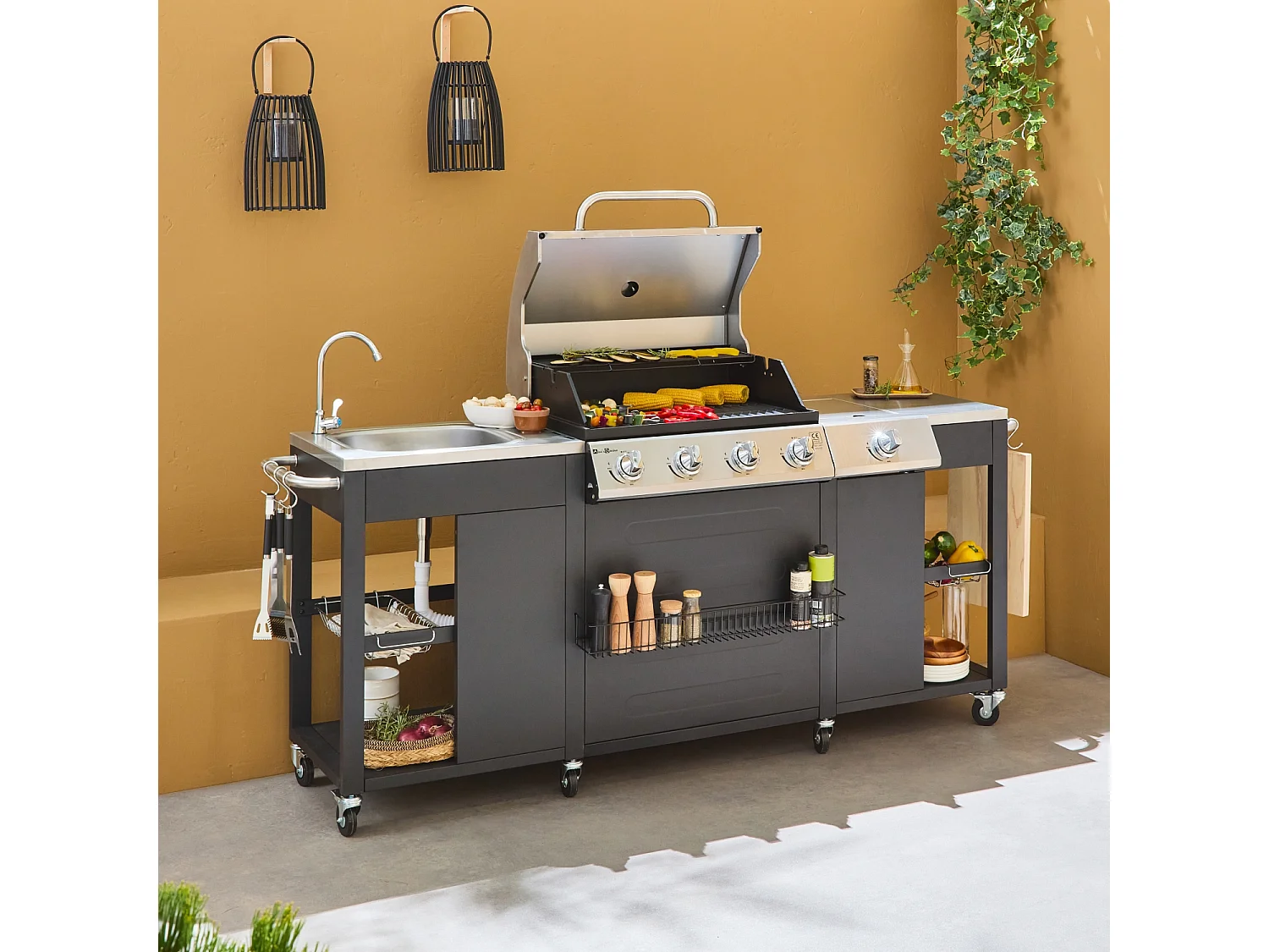 Barbecue a gas a 5 fuochi con 1 bruciatore laterale, nero