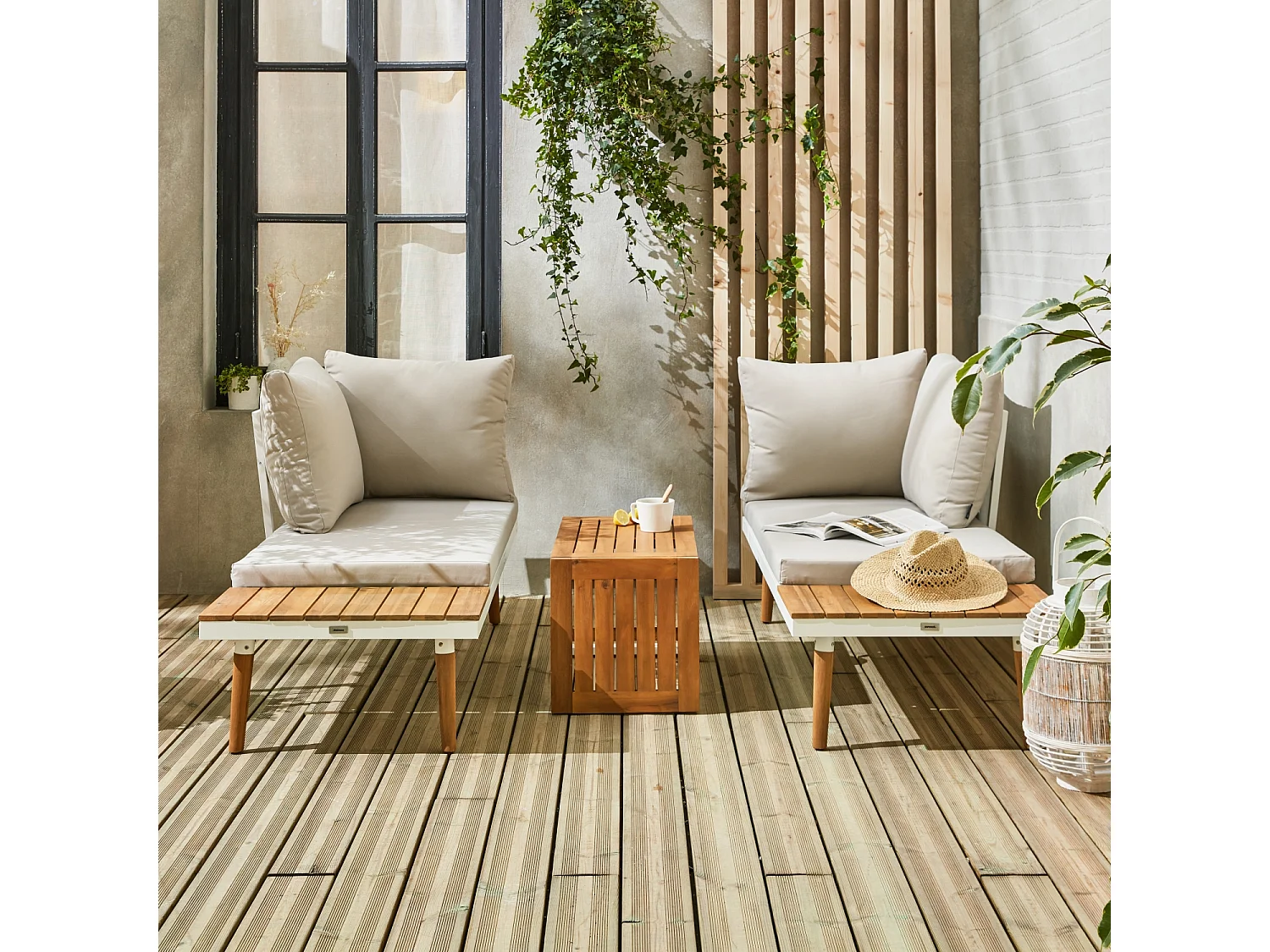 Salon de jardin beige et blanc  modulable en aluminium et bois d'acacia. 4 places. Sao Paulo.140 x 68 x 65cm