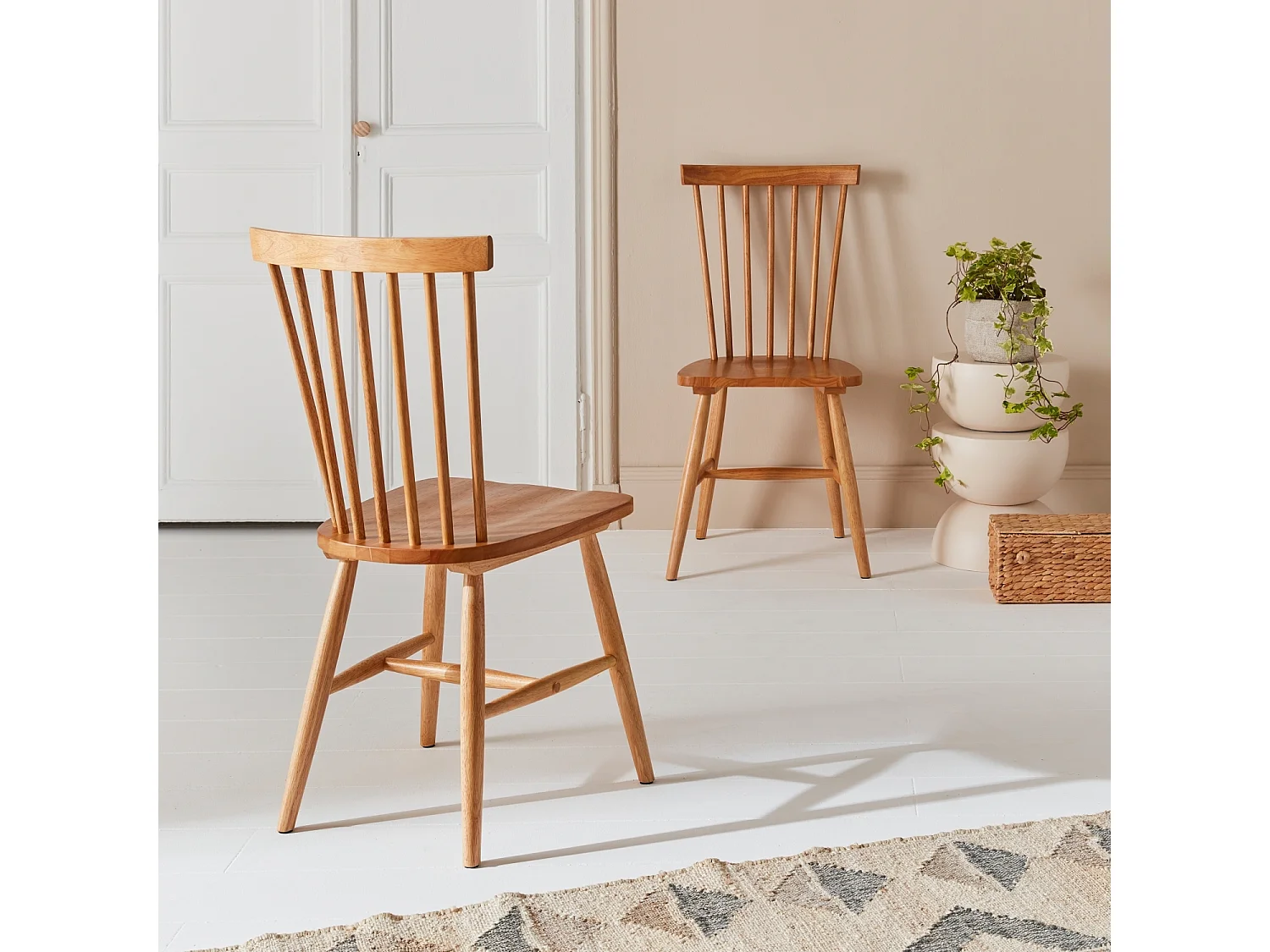 Set 2 sedie da pranzo in legno, impilabili stile vintage, marrone