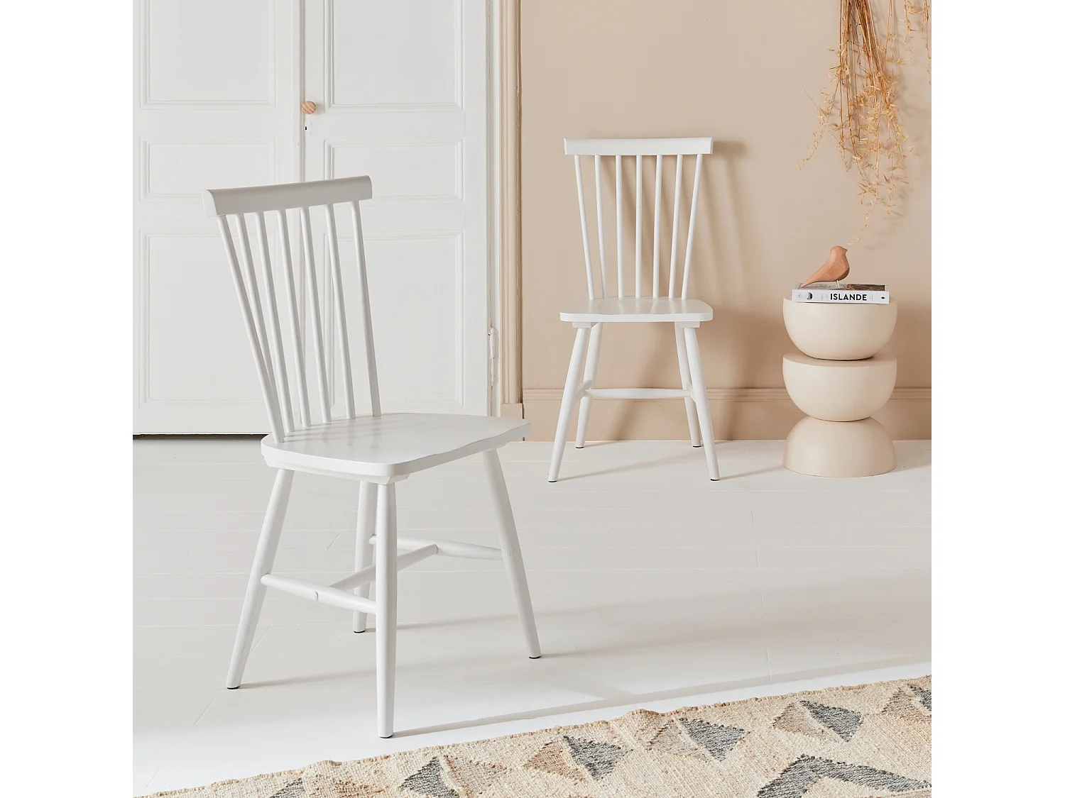 Set 2 sedie da pranzo in legno, impilabili stile vintage, bianco