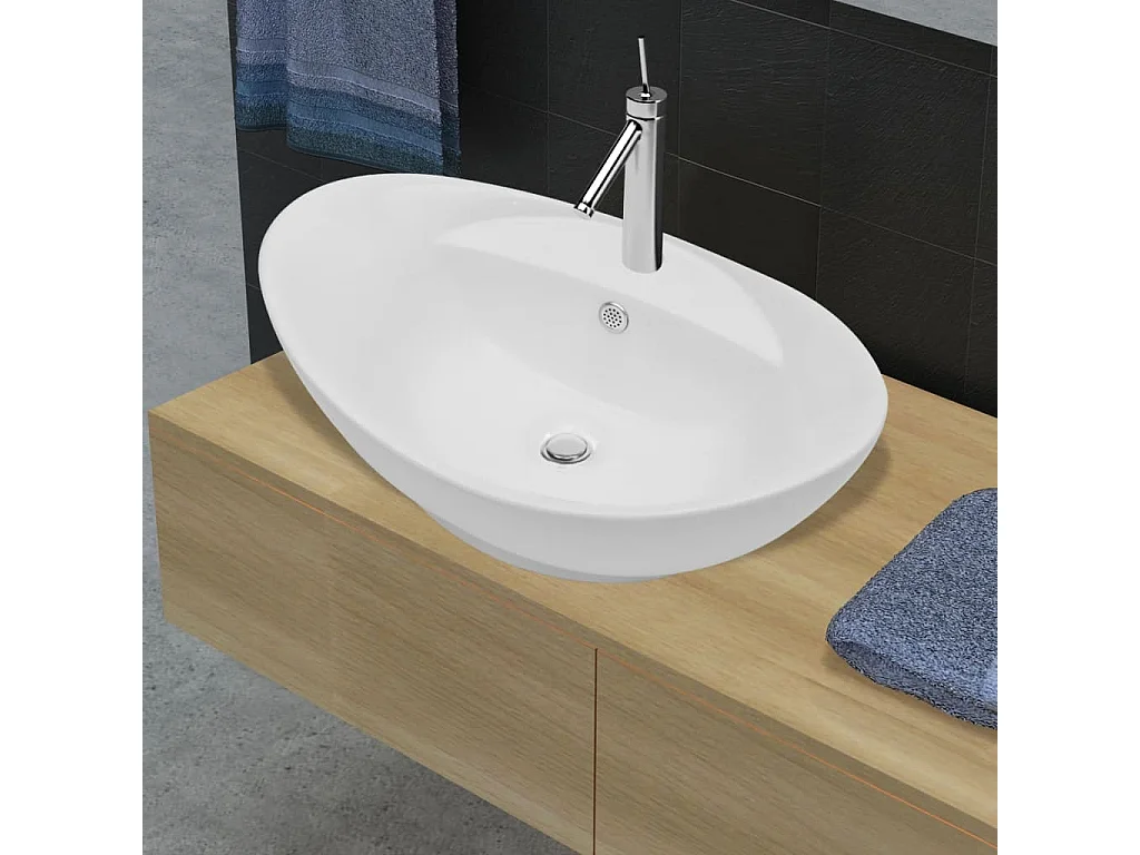 Lavatório cerâmico oval branco com buraco para torneira PT886248