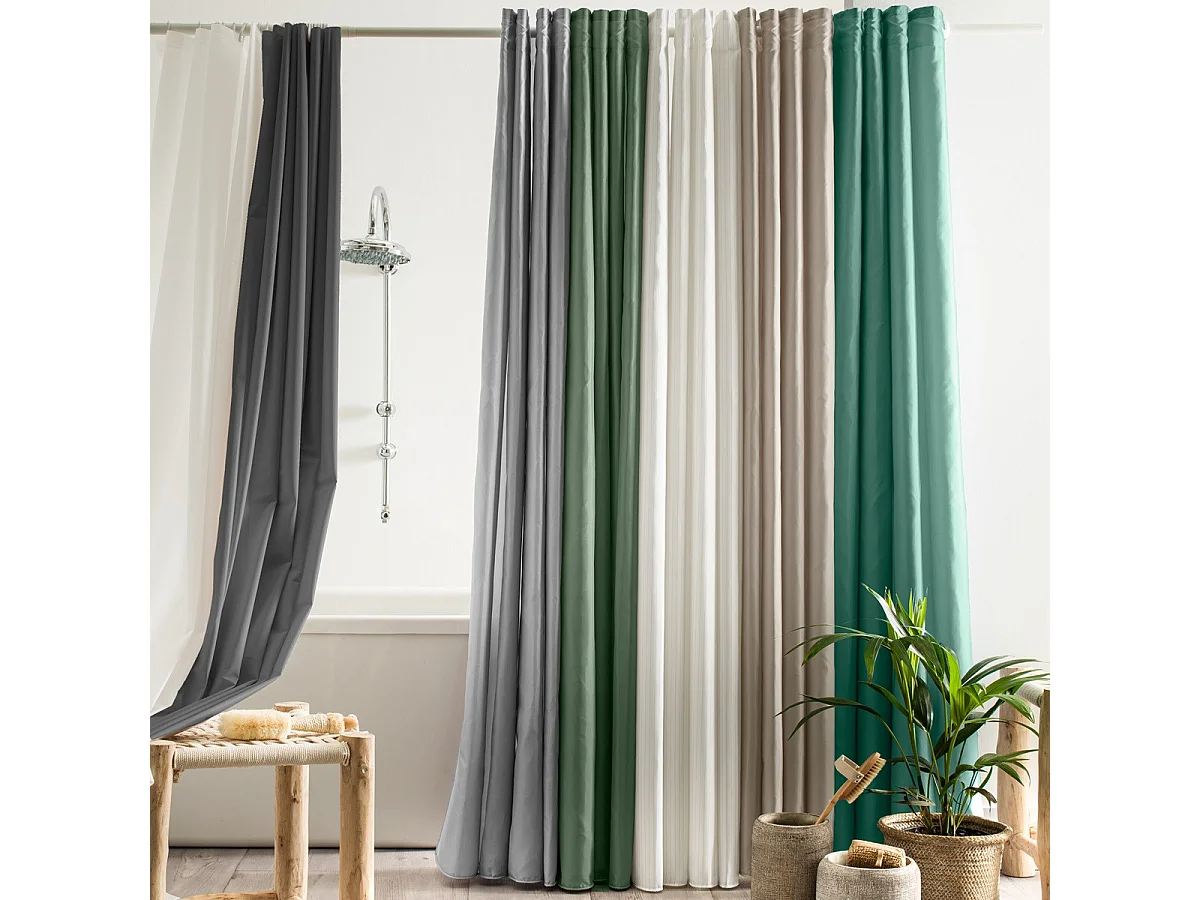 Rideau de douche uni en polyester ESSENTIEL