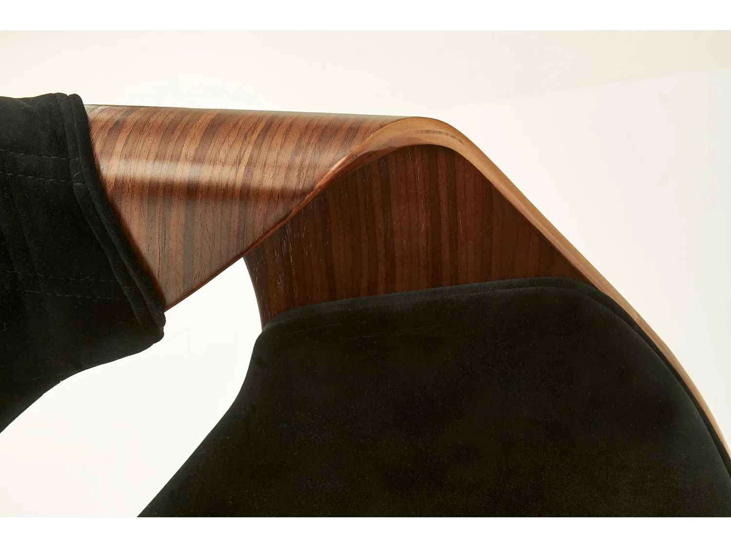 Stuhl aus Holz/Stoff 56 x 77 cm