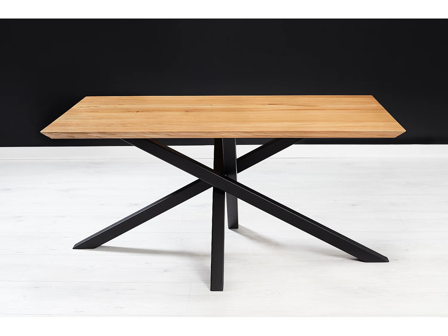 Table Slant en bois massif