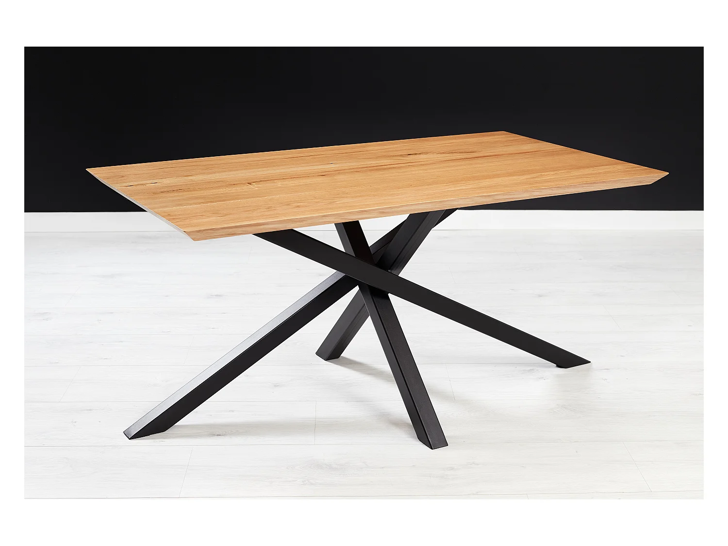 Table Slant en bois massif