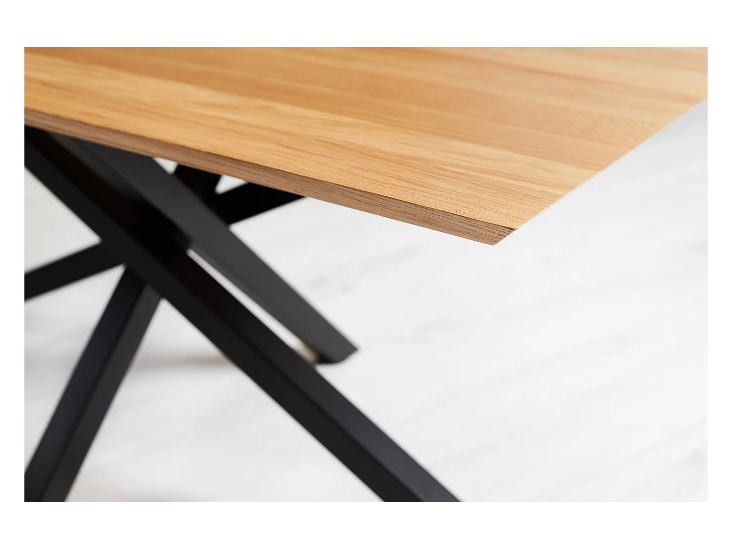 Table Slant en bois massif