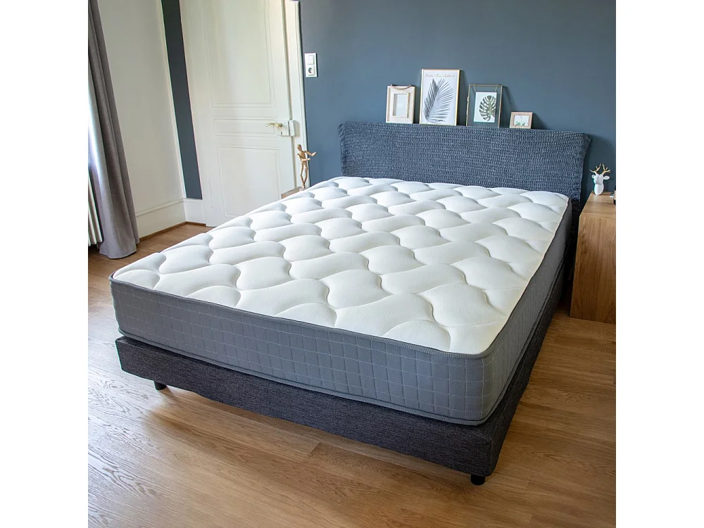 Matelas CARLTON 140x200 ressorts et mémoire de forme