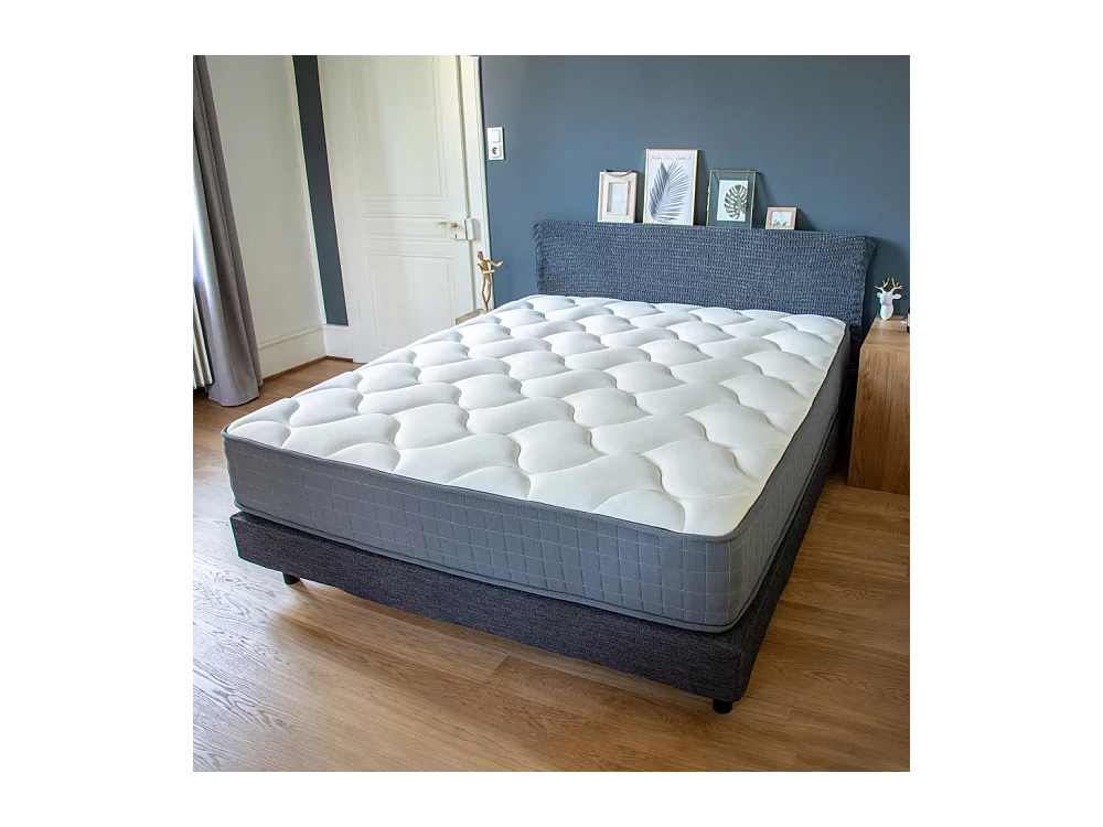 Matelas CARLTON 140x200 ressorts et mémoire de forme