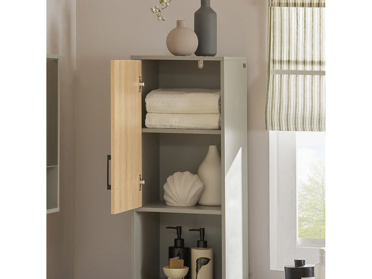 SoBuy Badkamerkolomkast, hoge kast, badkamerkolomkast opbergmeubel met 2 verstelbare planken, deuren, 2 open nissen, 31,5x 31,5 x 162,5 cm, BZR131-NG