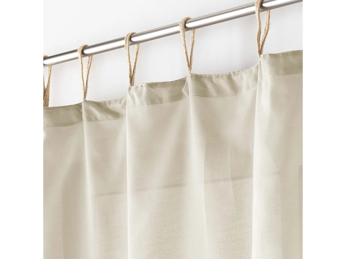 Visillo con presillas liso