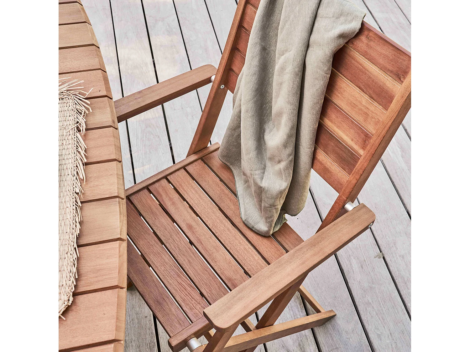 Lot de 2 fauteuils en bois d'eucalyptus