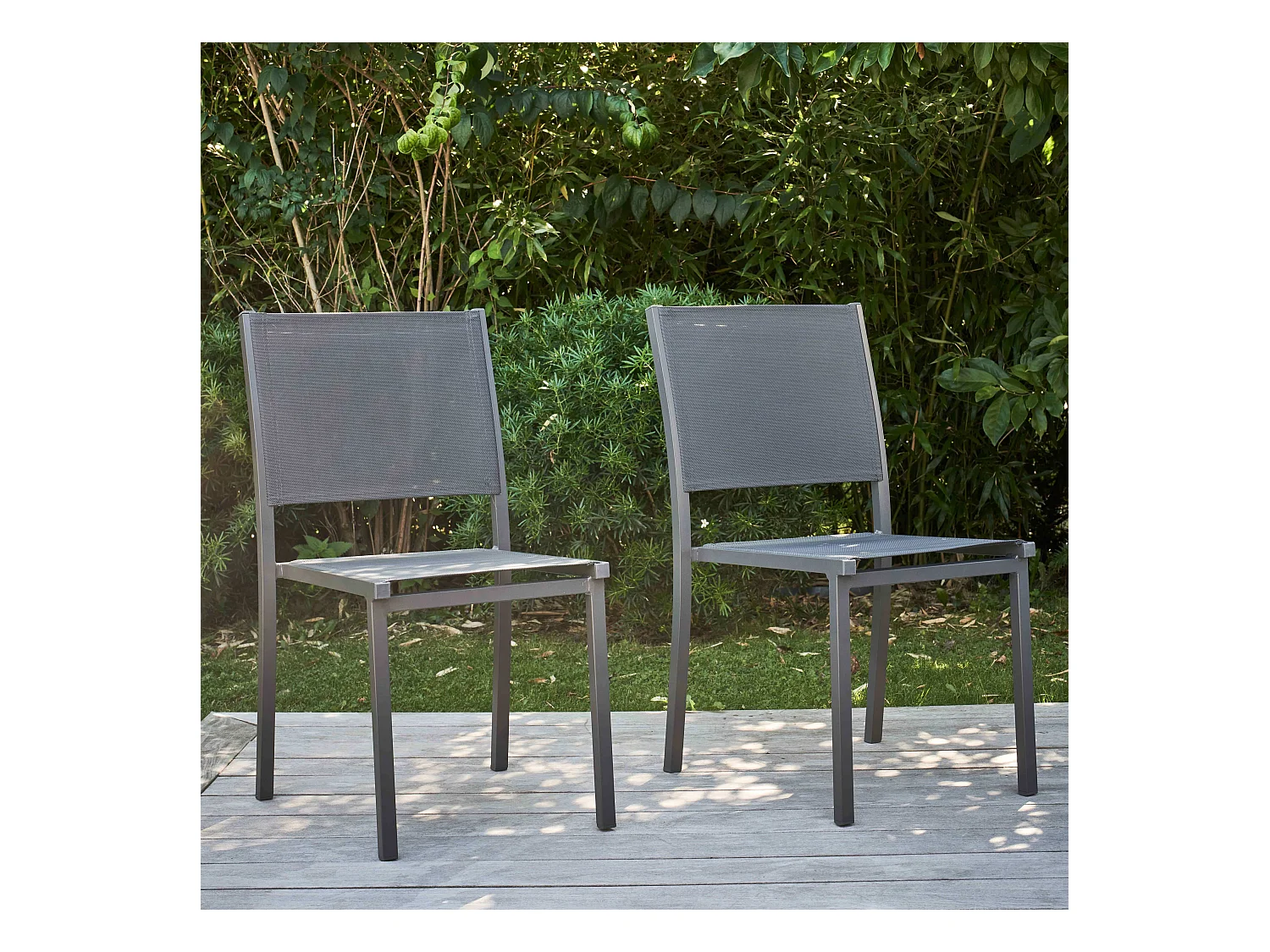 Lot de 2 chaises de jardin aluminium et textilène gris