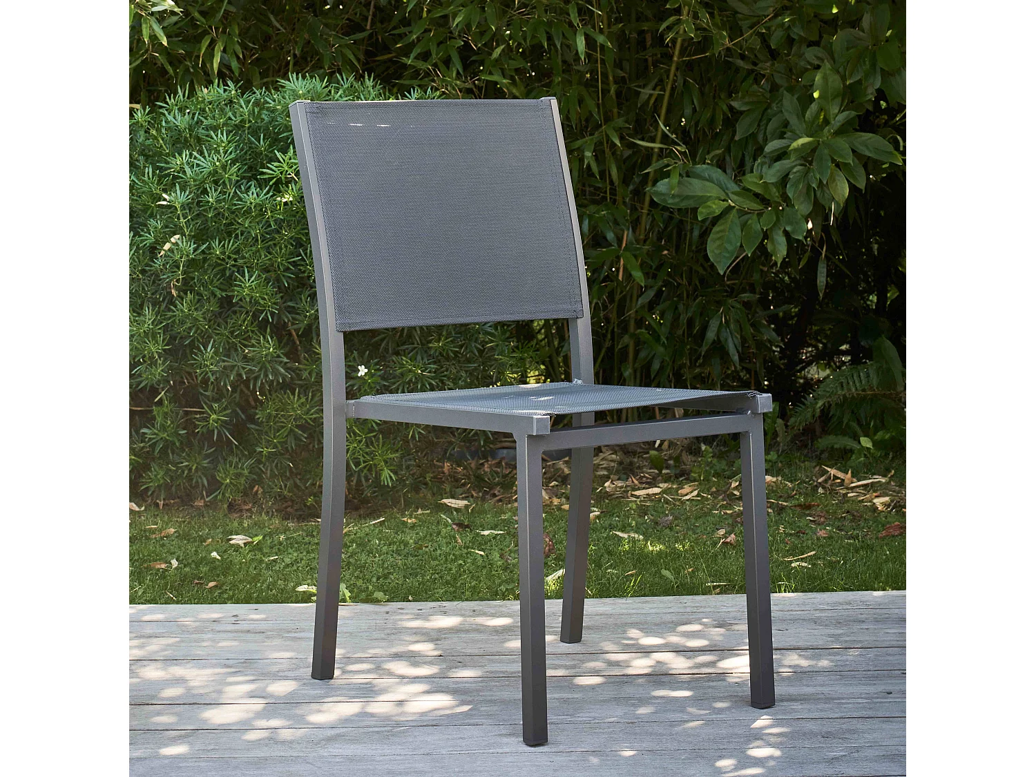 Chaise de jardin aluminium et textilène gris