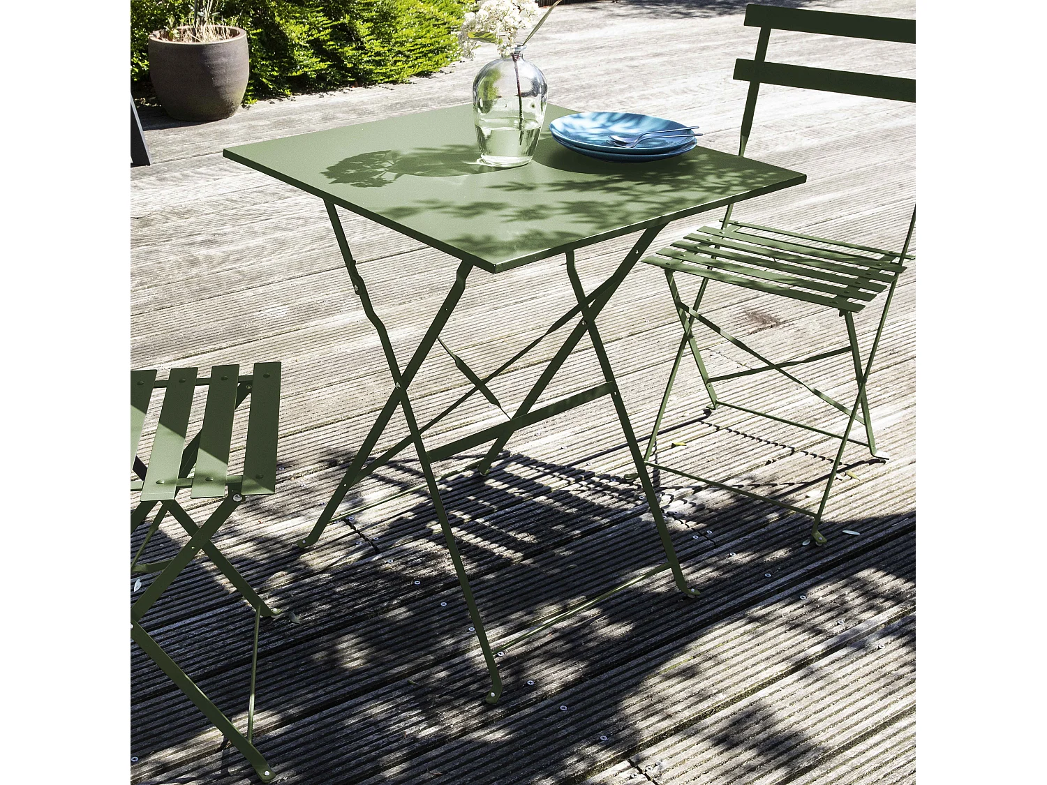 Lot de 2 chaises pliantes en acier vert cactus