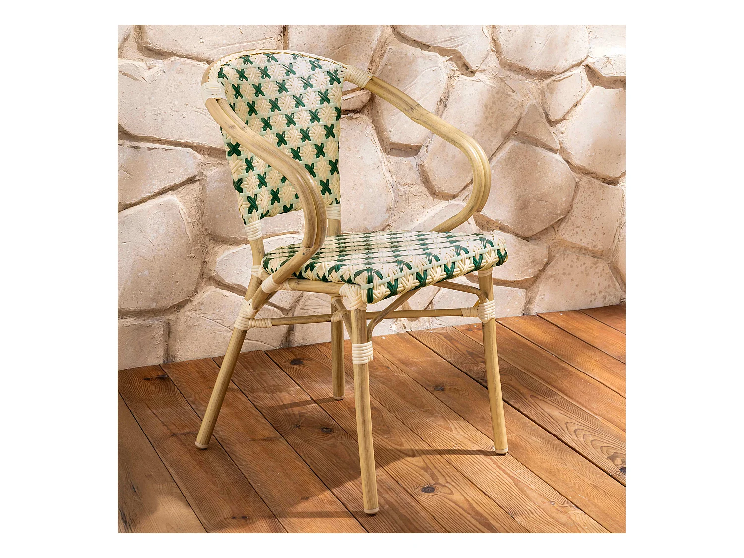 Fauteuil de terrasse bistrot parisien en aluminium et rotin vert foncé
