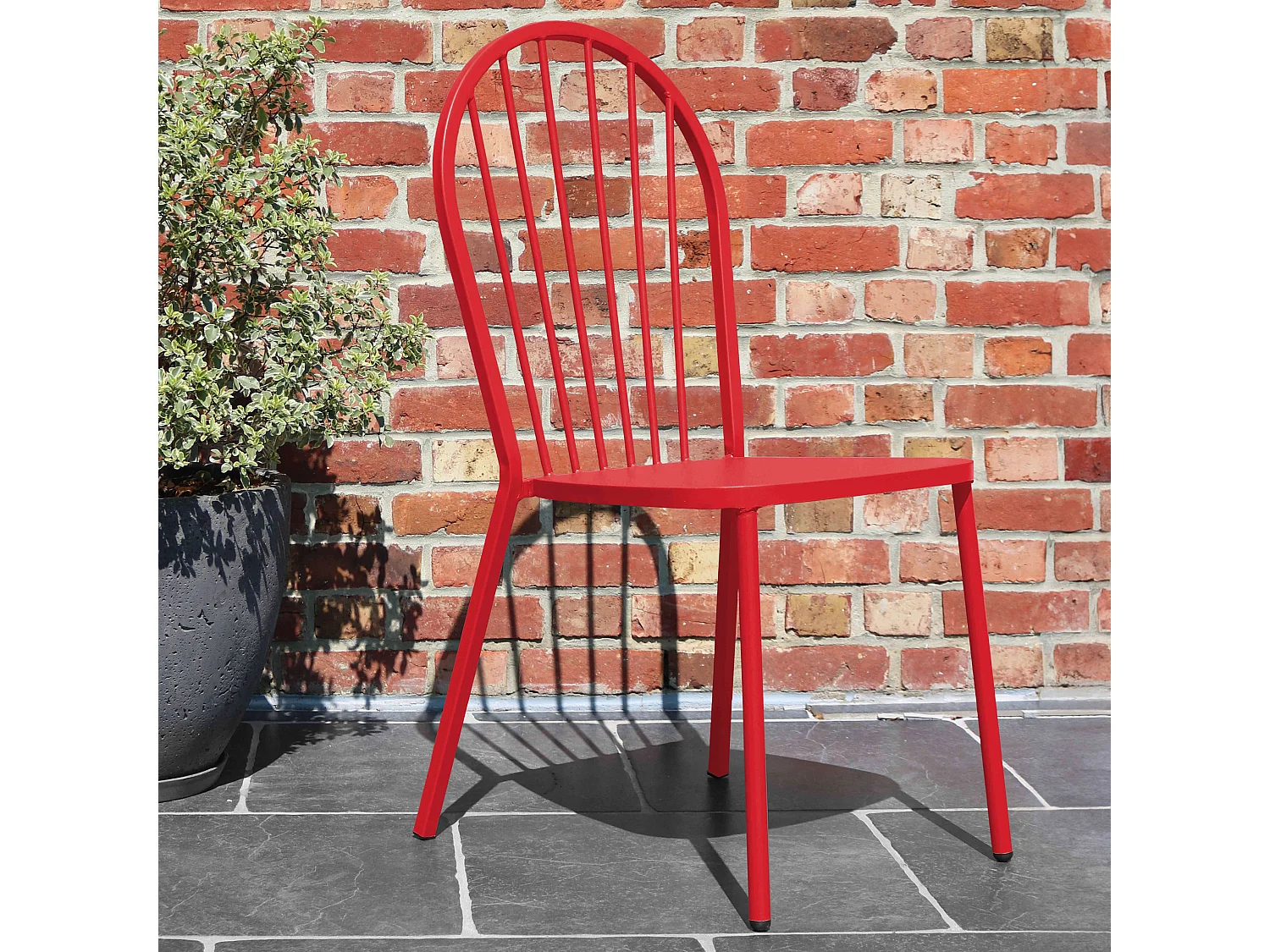 Chaise bistrot de jardin en métal rouge