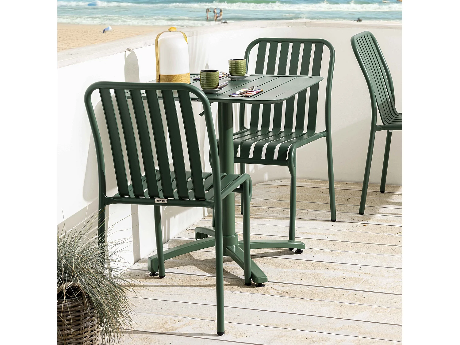 Chaise design de terrasse en aluminium vert foncé