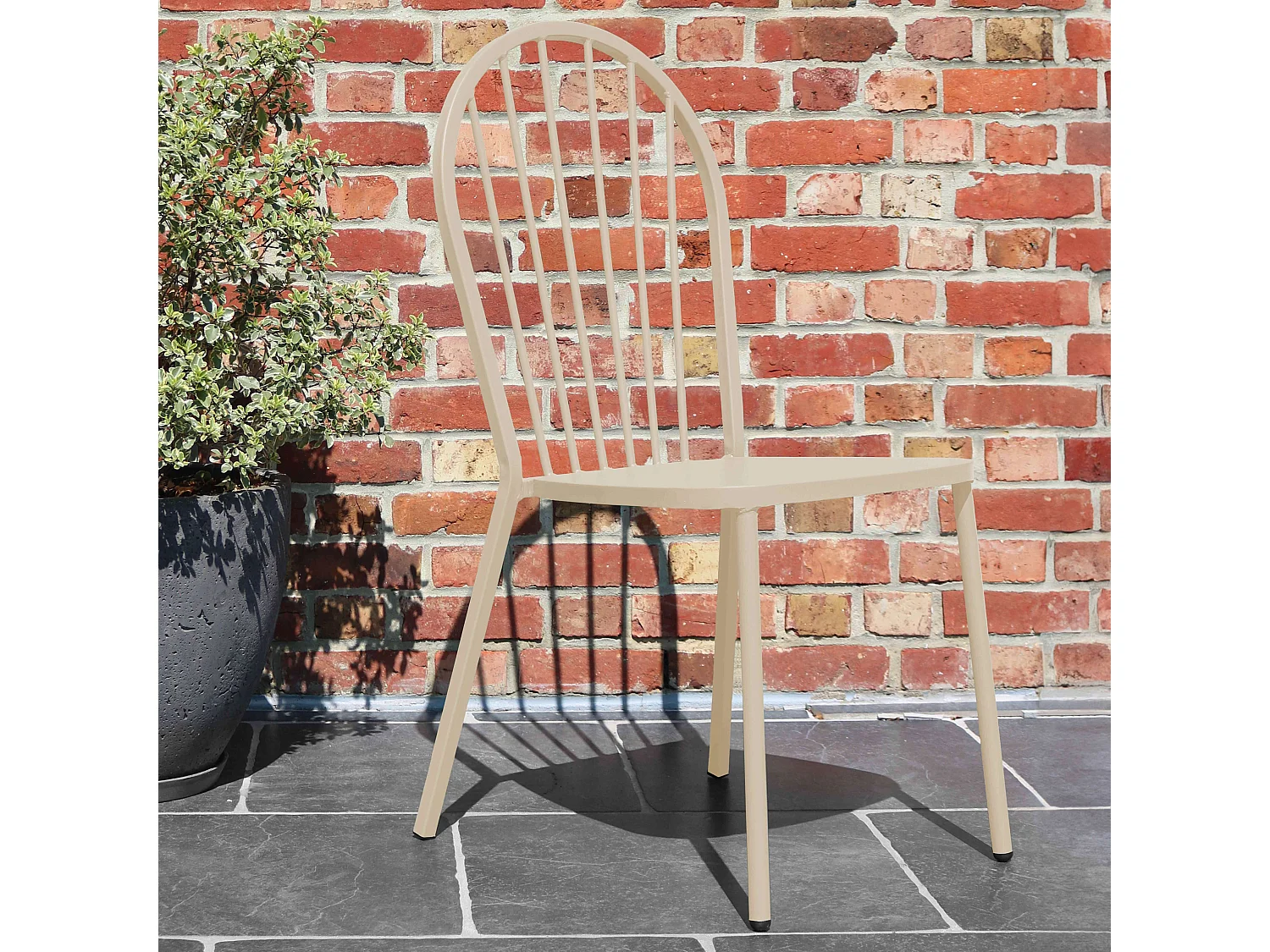 Chaise bistrot de jardin en métal ivoire