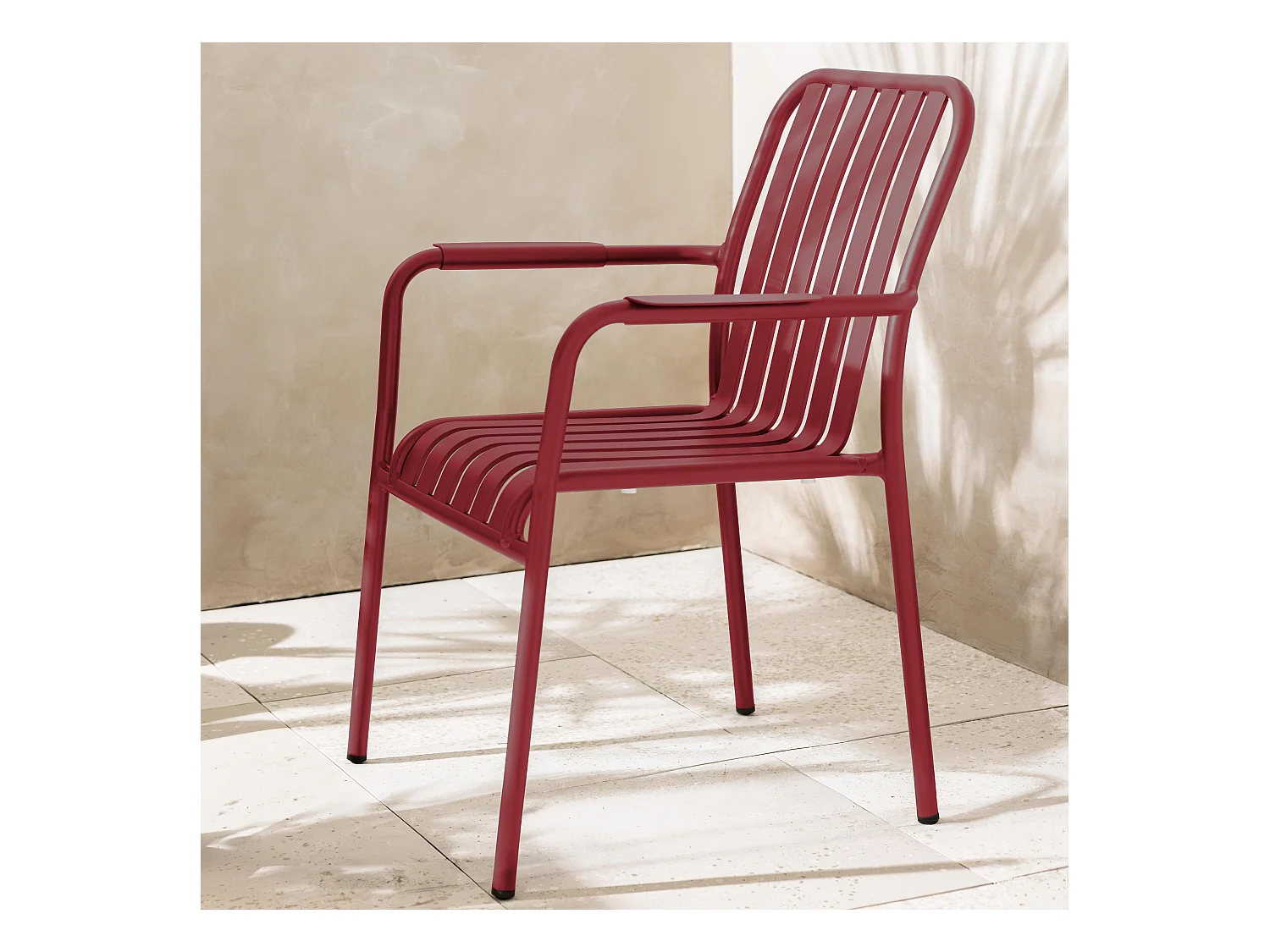 Chaise de terrasse avec accoudoirs en aluminium rouge