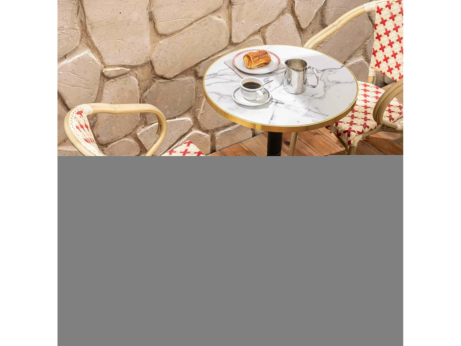 Fauteuil de terrasse bistrot parisien en aluminium et rotin rouge