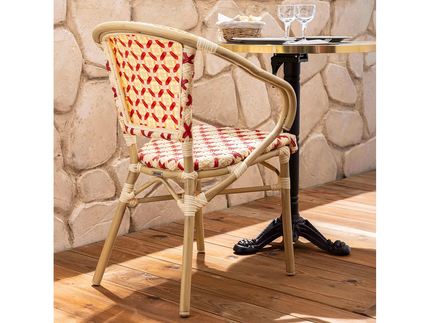 Rode rotan en tuinstoel