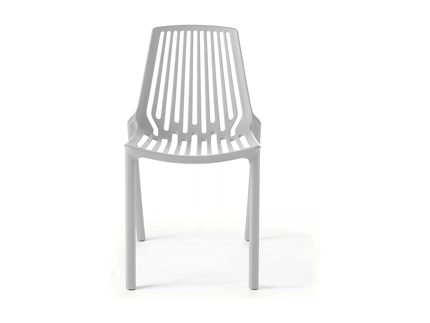 Chaise de jardin ajourée en plastique blanc