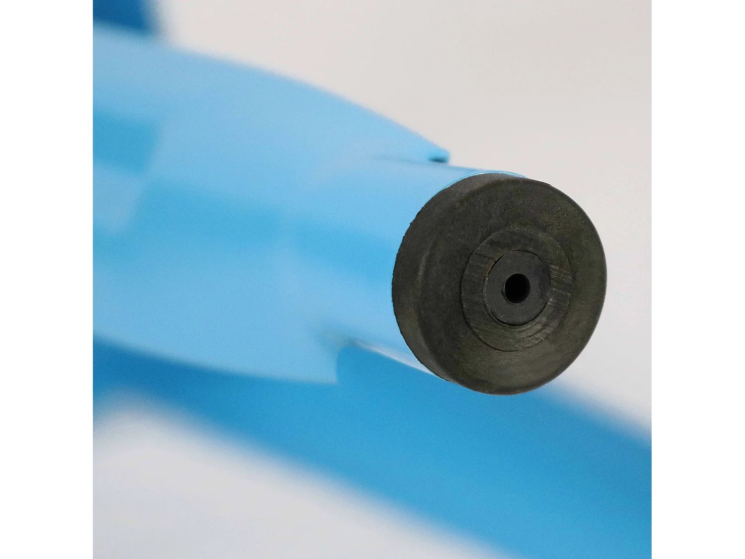 Tabouret de bar en métal bleu mat