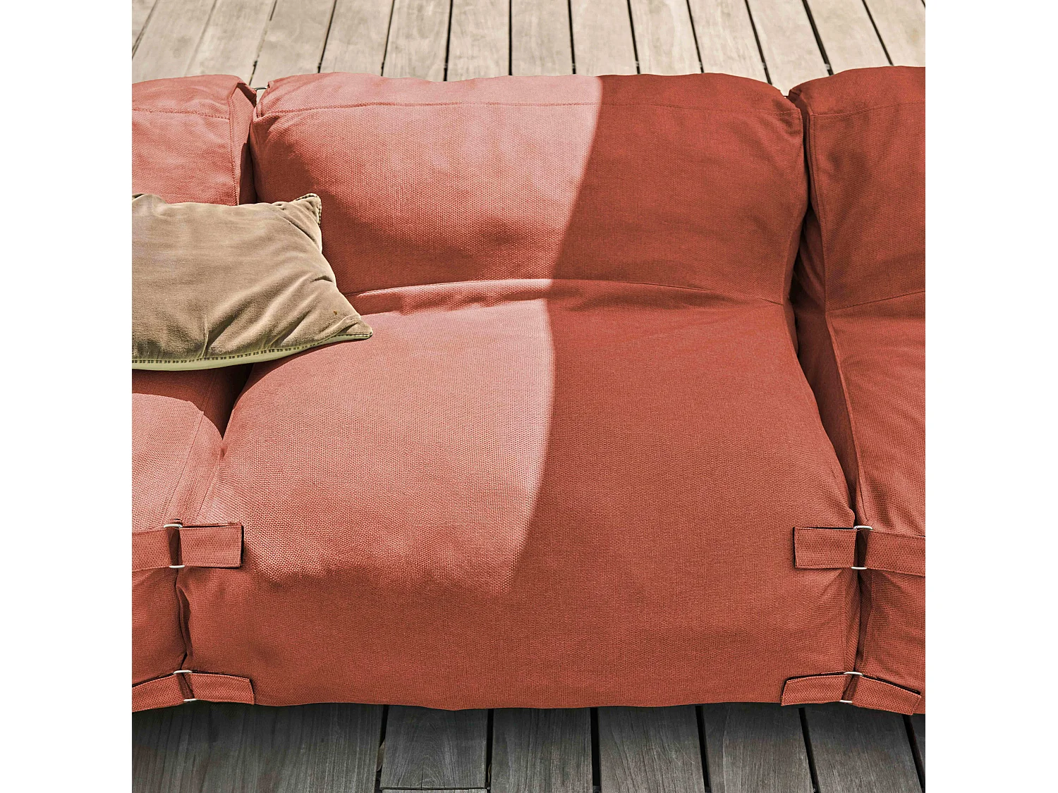 Fauteuil voor modulaire terracotta bank