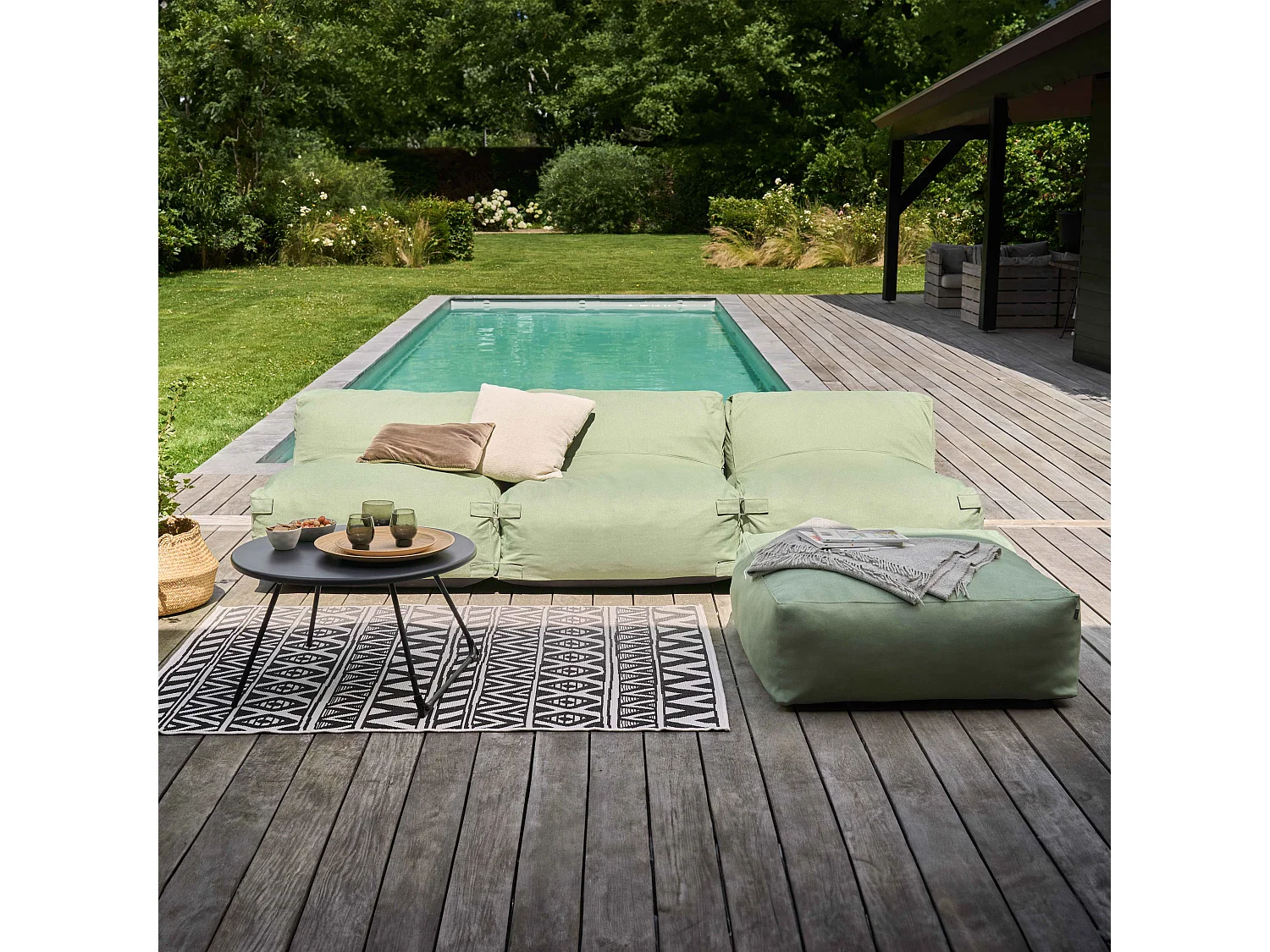 Modulaire vaste hoekbank met 3 fauteuils en 1 cactus poef