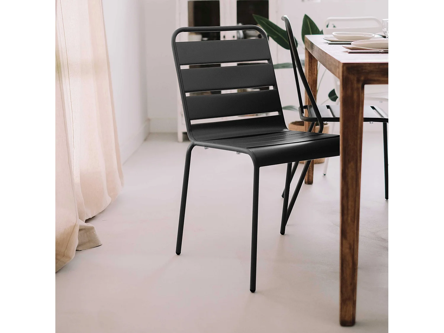 Chaise en métal anthracite  - Palavas