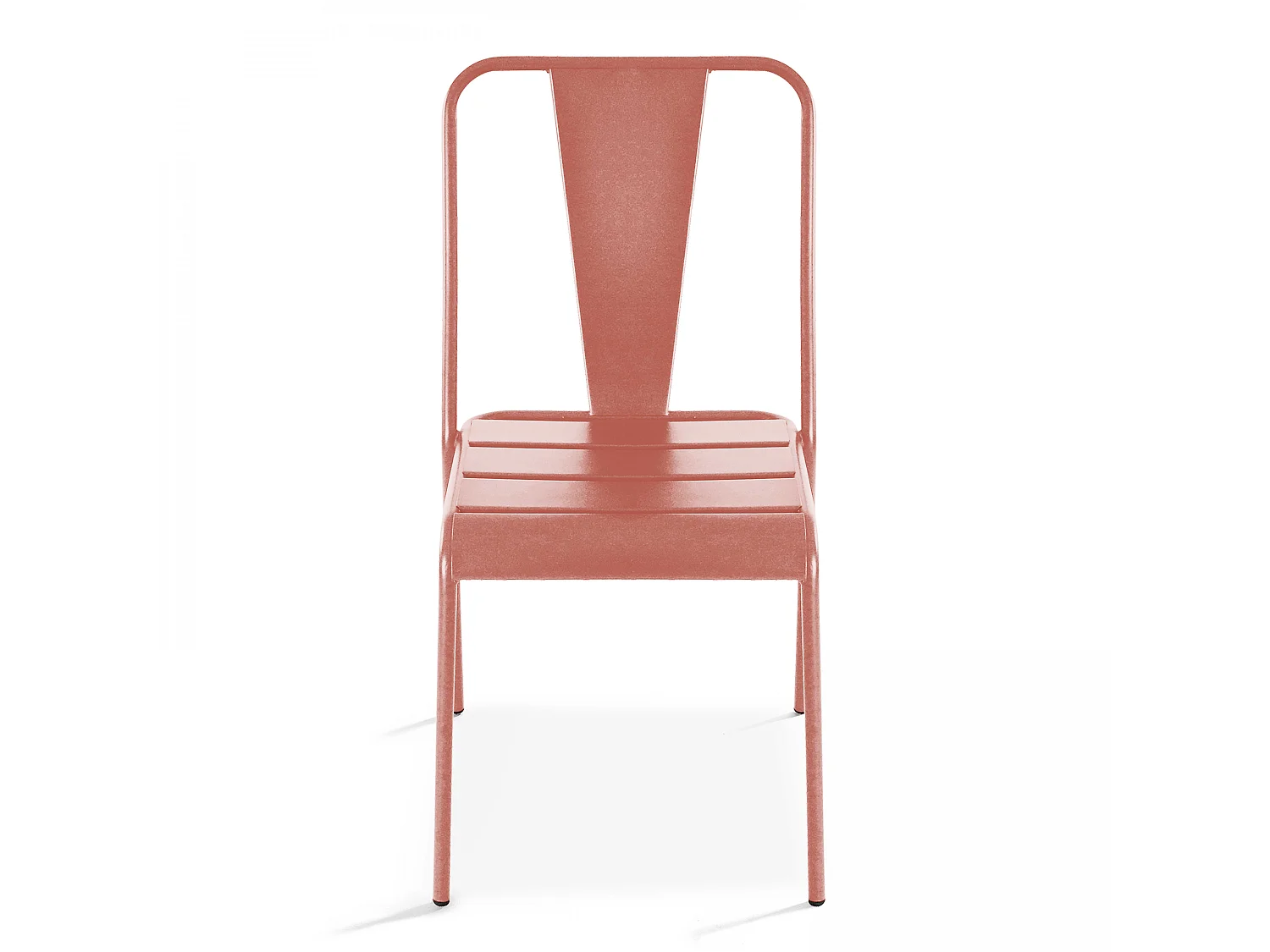 Chaise en métal argile