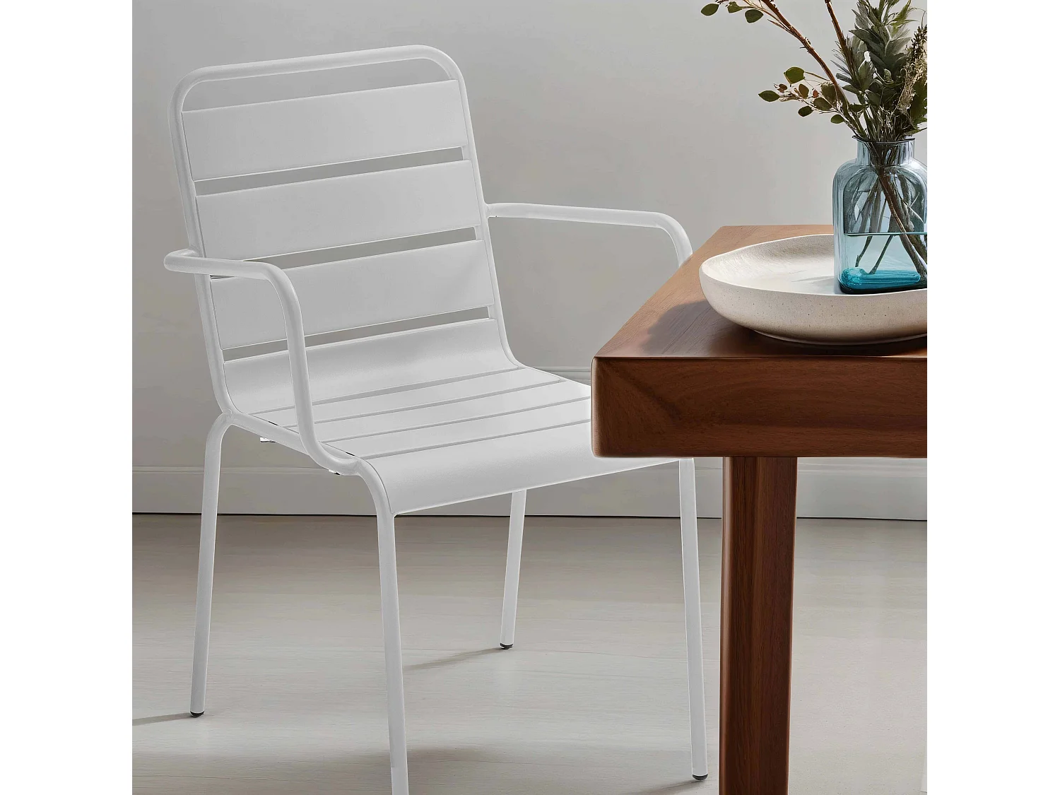 Fauteuil en métal blanc - Palavas