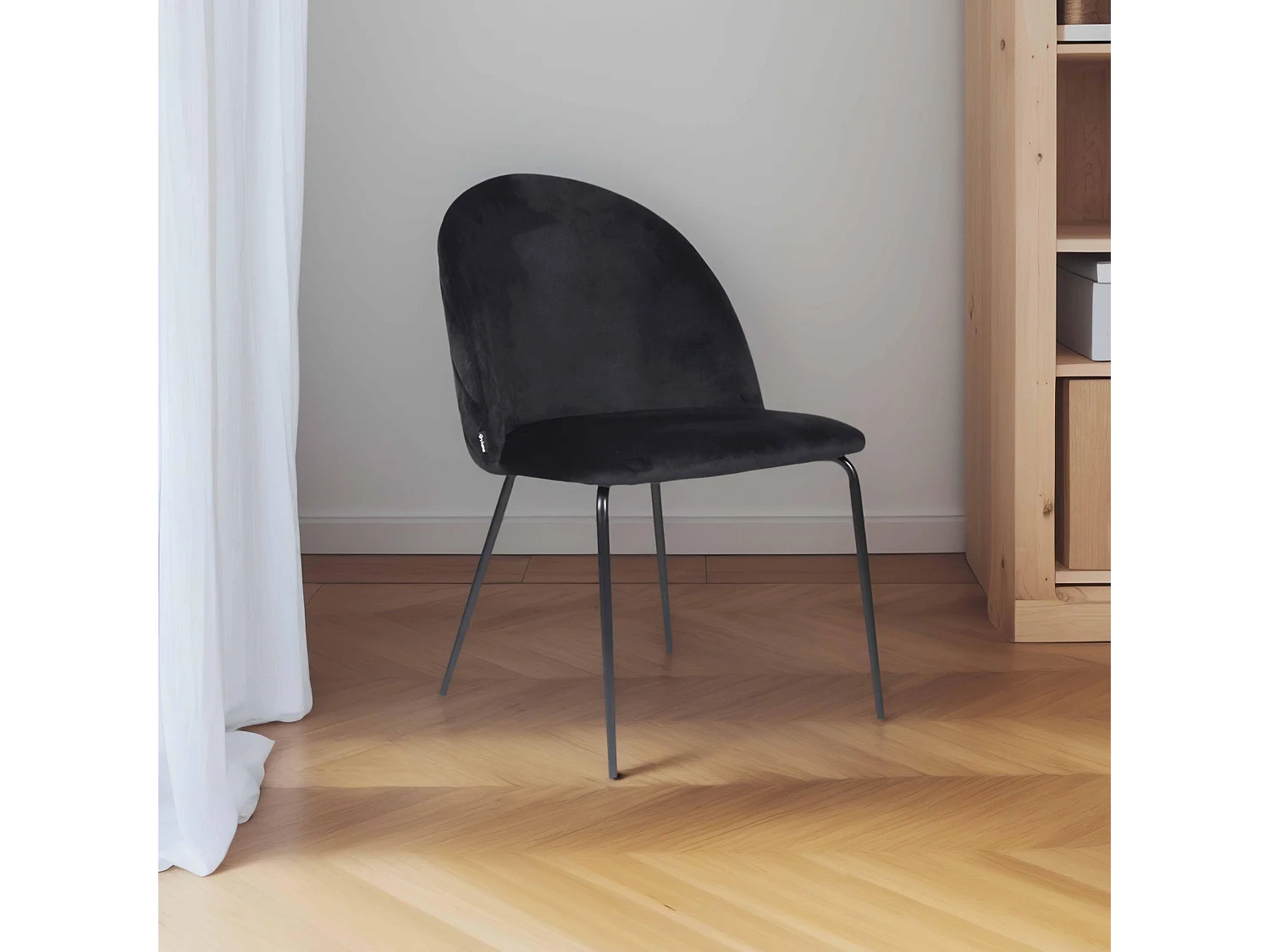 Set van 4 zwarte fluwelen stoelen