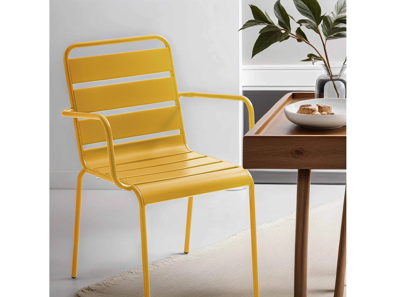 Fauteuil en métal jaune - Palavas