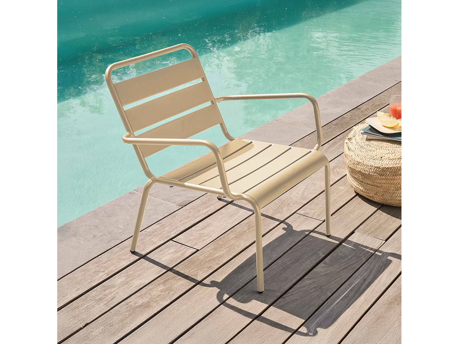 Fauteuil de jardin bas relax acier ivoire - Palavas