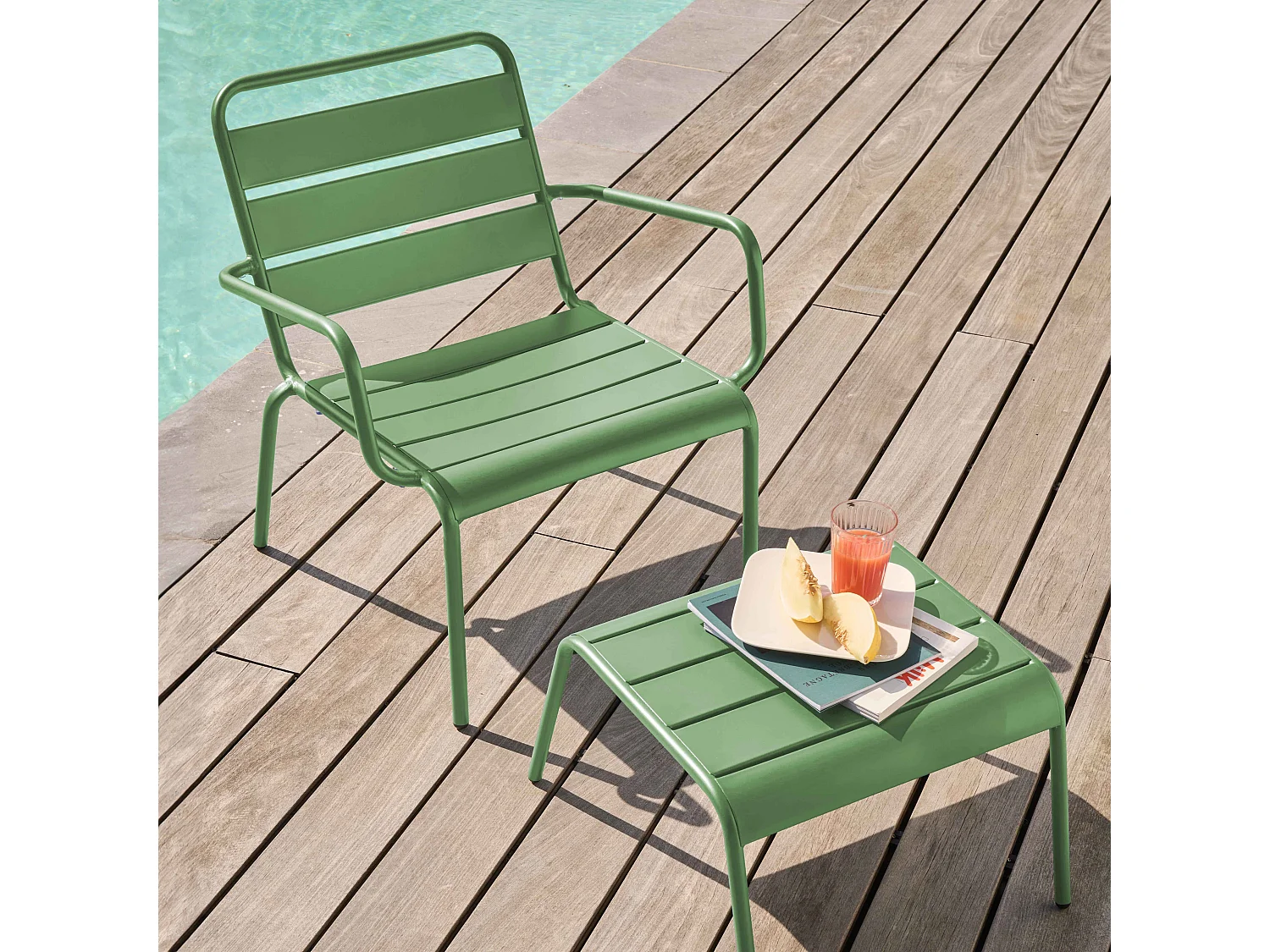 Fauteuil relax et repose pied en métal vert cactus - Palavas