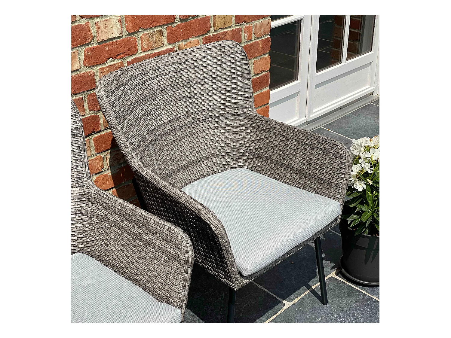 Lot de 2 fauteuils de jardin rond en osier