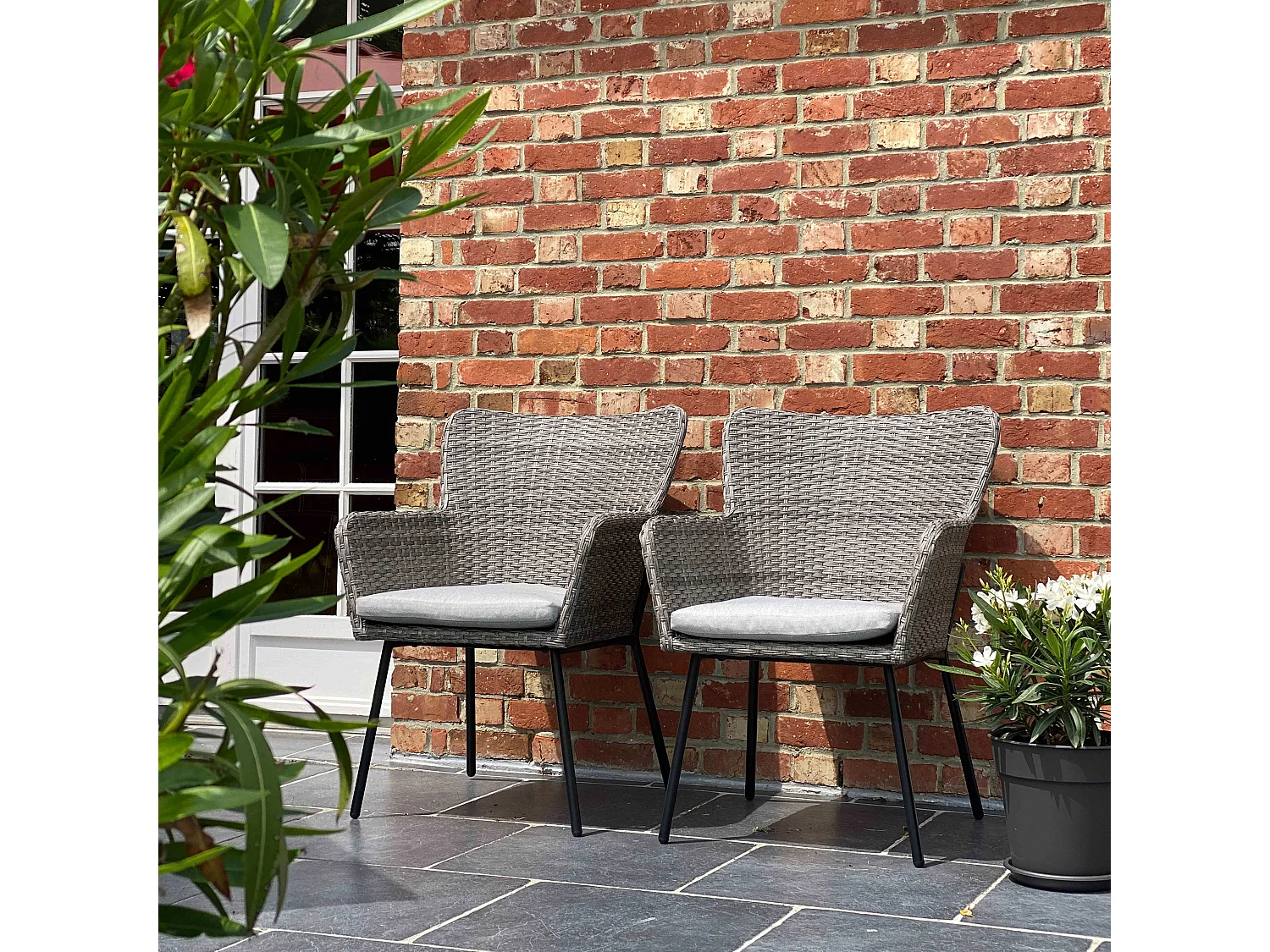 Lot de 2 fauteuils de jardin rond en osier