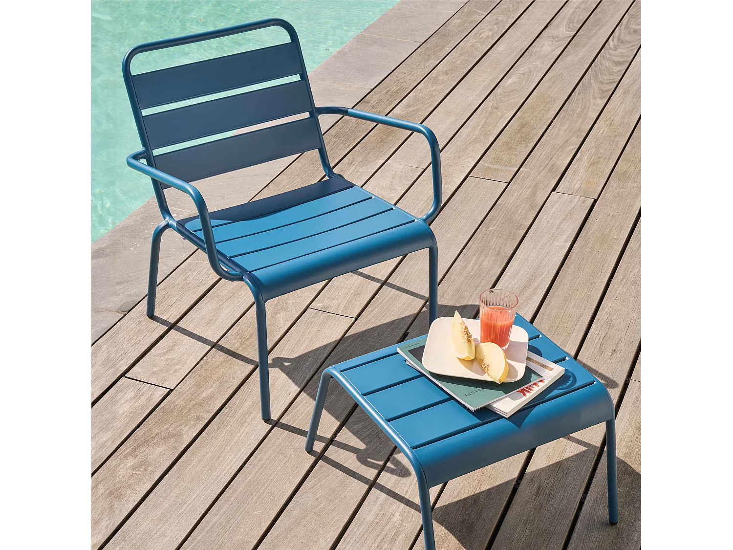 Fauteuil relax et repose pied en métal bleu pacific - Palavas