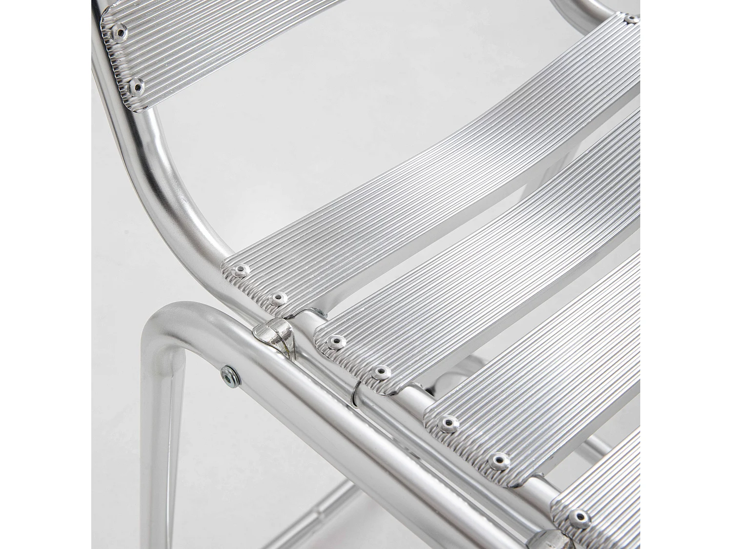 Lot de 4 chaises hautes en aluminium gris